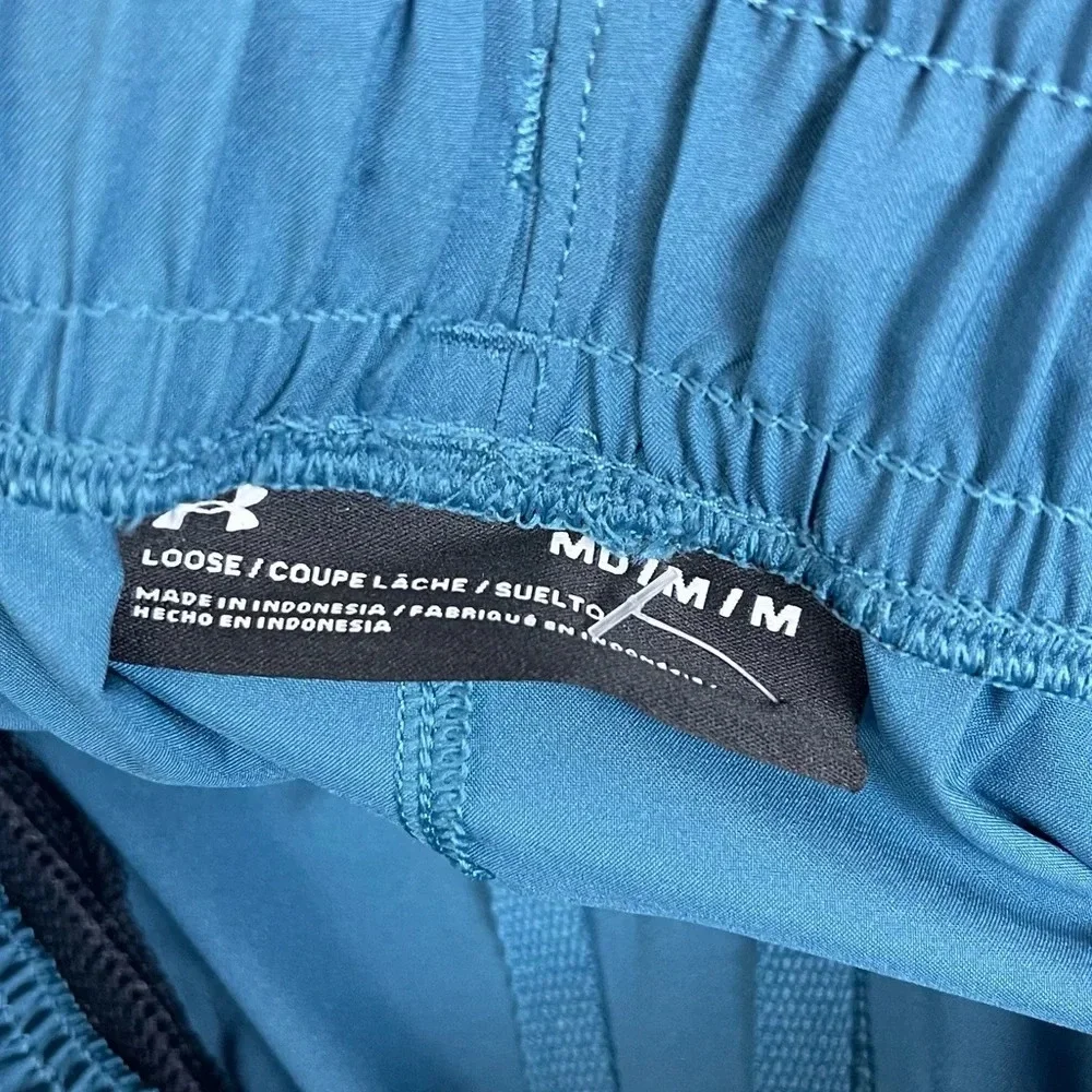 NEW Under Armour Shorts Mens Medium Blue Logo Loose Tech Woven Graphic NWOT